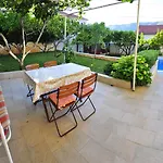 Bakica בית הארחה טרוגיר