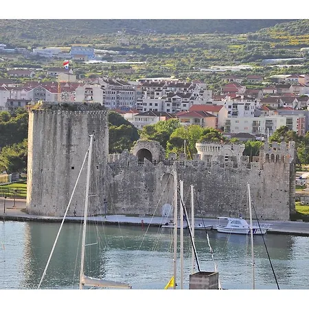 Bakica Pensión Trogir