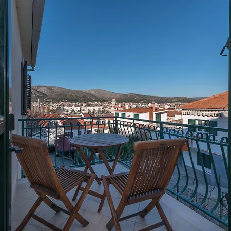 Bakica 4* Trogir
