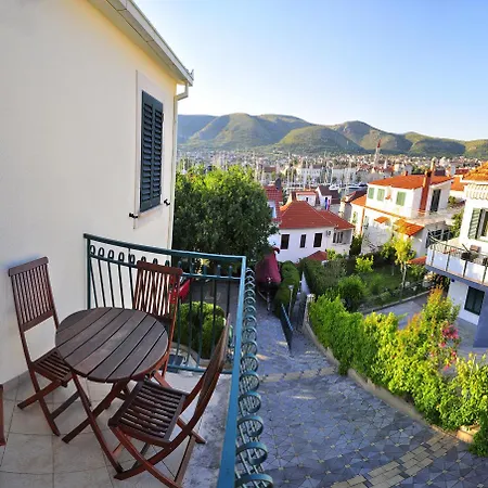 Villa Bakica 4*